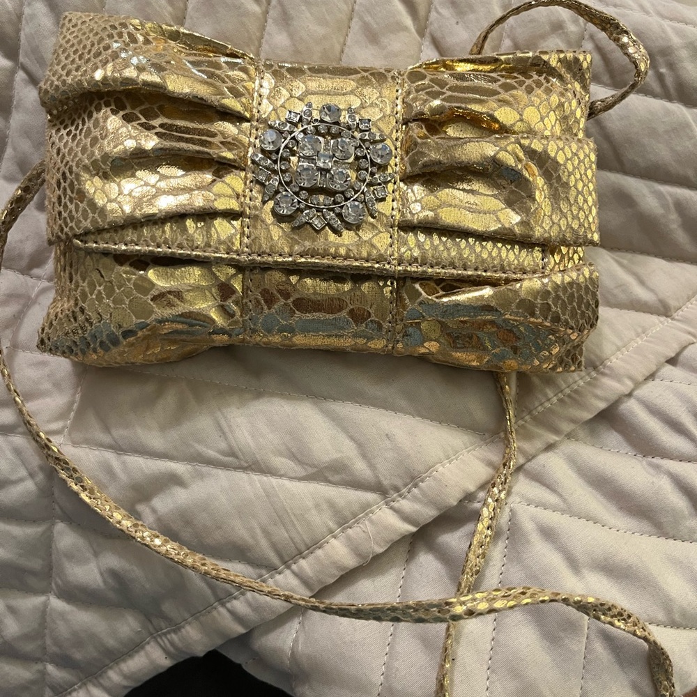 Gold Clutch - Picture 2 of 4